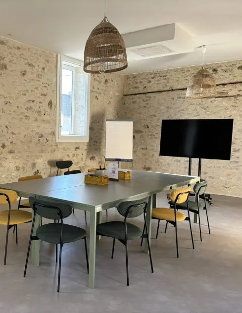 Salle de séminaire à Maison La Fugue